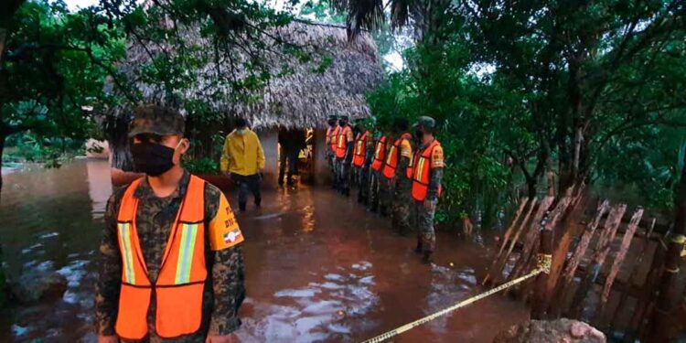 Ejército Mexicano continúa aplicando el Plan DN-III-E en varios estados de la República Mexicana por lluvias