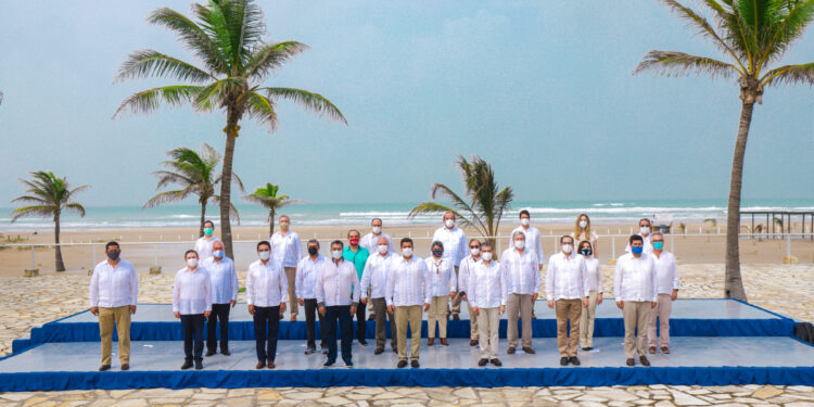 Se pronuncian ocho gobernadores por ventajas y  oportunidades del T-MEC