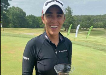 María Fassi gana primer título como profesional