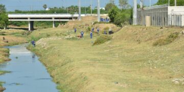 Exhorta a mantener limpios  arroyos, vados y canales