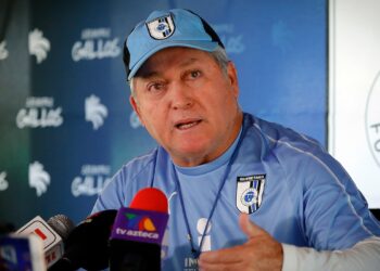 Gallos anuncia la salida del tampiqueño  Vucetich