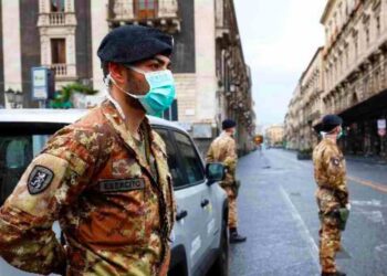 Italia recurre al ejército para garantizar que los habitantes cumplan las medidas de confinamiento
