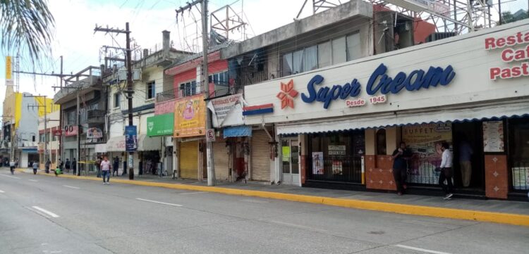 CANACO Madero en contra del nuevo cierre de negocios.
