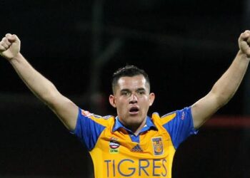 Piloto Jiménez  se va de Tigres