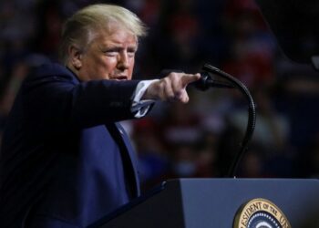 Bloqueará Trump entrada de trabajadores extranjeros