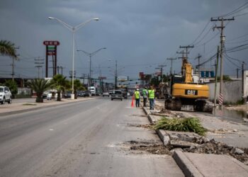 Activa Gobierno de Matamoros pavimentación de tramo de la Av. Lauro Villar