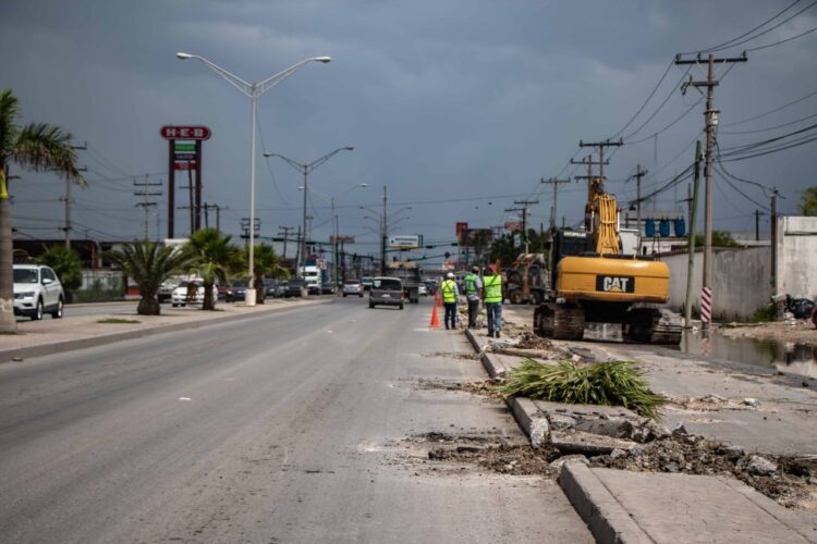 Activa Gobierno de Matamoros pavimentación de tramo de la Av. Lauro Villar