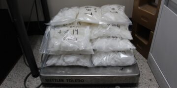 Tratan de burlar programa FAST para contrabandear metanfetamina