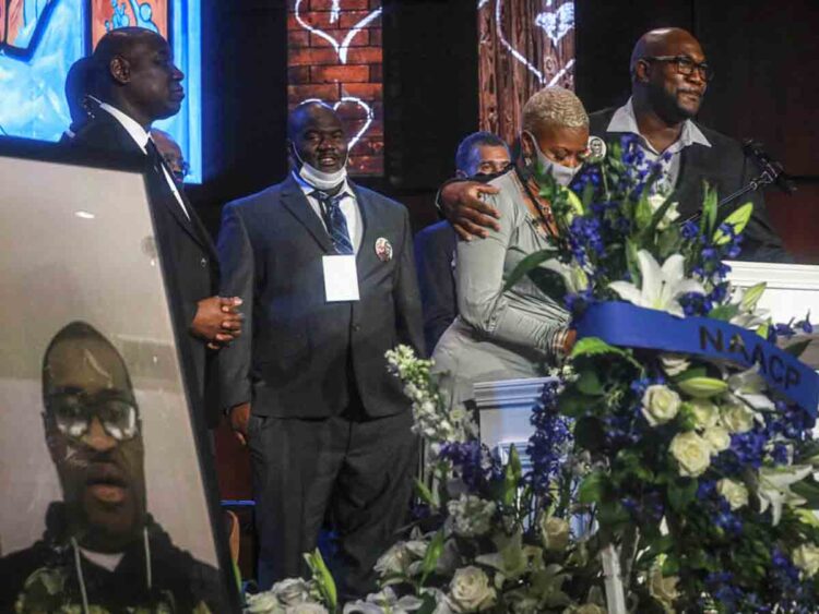 Despiden miles a George Floyd en Minneapolis
