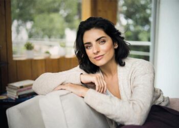 Aislinn Derbez habló de las razones que han llevado al fracaso todas sus relaciones sentimentales