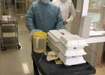 Apoyan nutriólogos del IMSS en la alimentación de pacientes con Covid-19