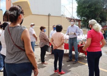 Necesario respaldar a afectados en su economía por el covid 19: Erasmo