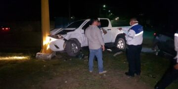 Ebrio provoca aparatoso accidente