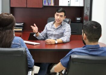 Firma IMJUVE convenio que ayudará a jóvenes a emplearse