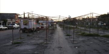 Supervisan respeto a reapertura gradual en Tianguis de La Paz y La Libertad.