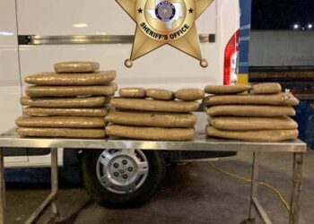 Sheriff confisca heroína, metanfetamina y pseudoefedrina