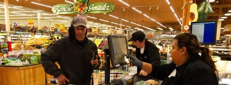 Alertan de posible verano “intranquilo” para los latinos de EU por COVID-19