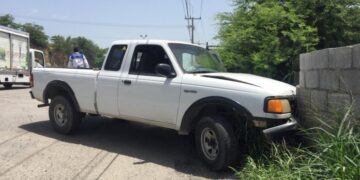 Ebrio causa choque y se da a la fuga