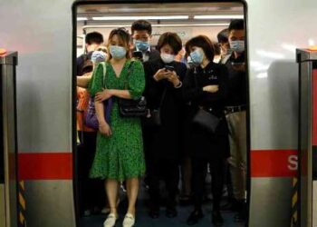 OMS confirma más de 100 casos del nuevo brote de coronavirus en mercado de Pekín