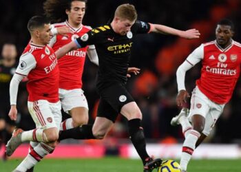 Un futbolista del Arsenal dio positivo por Covid-19 antes del partido ante el City