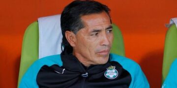 Retiran respirador artificial a Benjamín Galindo; evoluciona en su recuperación