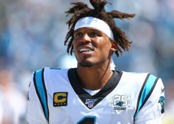 Cam Newton, nuevo quarterback de los Patriots