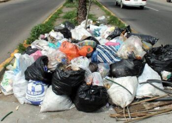 Empleados de Limpieza Pública protestan por falta de equipo