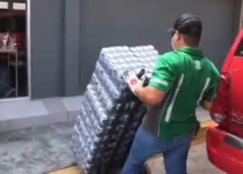 Comienzan a surtir cerveza en los Oxxo de Victoria