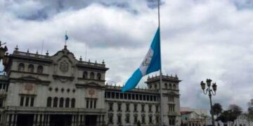 Guatemala reporta más de 15O contagios de coronavirus en casa presidencial