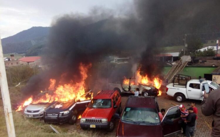Protestas violentas en Michoacán por muerte de joven a manos de policías