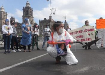 Pandemia y recortes minan la esperanza de las familias de los desaparecidos