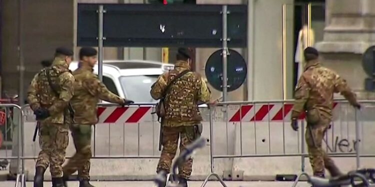 Italia recurre al ejército para garantizar que los habitantes cumplan las medidas de confinamiento