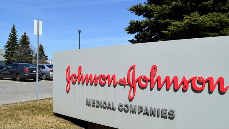 Johnson & Johnson empezará a probar vacuna de COVID-19 en humanos en julio
