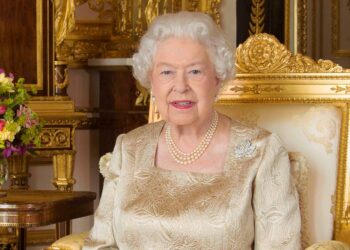 La Reina Isabel II se dejará ver en una pequeña ceremonia para celebrar su cumpleaños