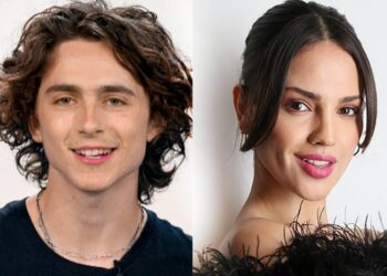 Eiza González y el actor Timothée Chalamet de romance