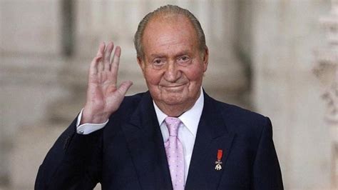 España investiga presuntos sobornos al ex rey Juan Carlos