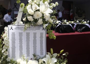 Llegan a Puebla las 105 urnas de migrantes fallecidos en EU por Covid-19