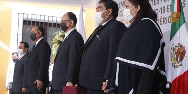 Llegan a Puebla las 105 urnas de migrantes fallecidos en EU por Covid-19