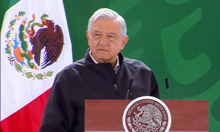 López Gatell me dice que no necesito cubrebocas: AMLO