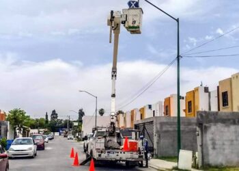 Hace Ayuntamiento de N. Laredo más obras de alumbrado