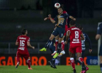 Pumas y Toluca se despiden con desangelado empate