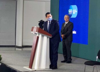 En vez de culparnos nos sumamos por seguridad en Guanajuato: AMLO y Sinhue