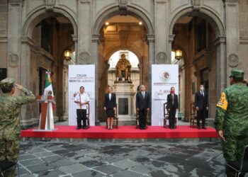 AMLO encabeza ceremonia por 148 Aniversario Luctuoso de Benito Juárez