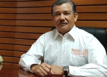 Denuncia SNTE anomalías de David García Flores en cambios de adscripción