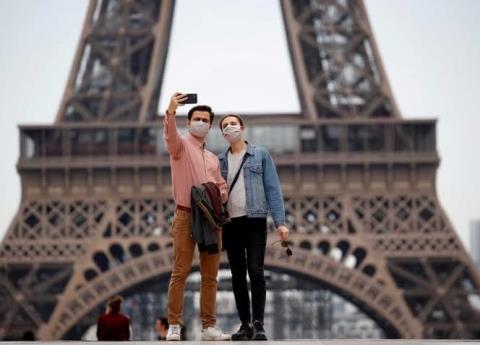 Francia impone prueba de coronavirus a viajeros de 16 paises