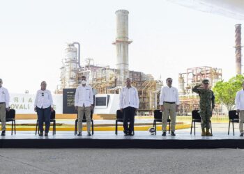 Rehabilitación de refinería de Salina Cruz registra avance del 86%: AMLO