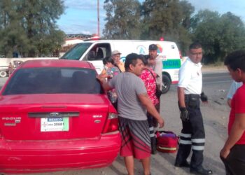 Padre e hija heridos al chocar en ruta Victoria-Monterrey