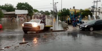 Atienden Gobierno de Matamoros y JAD daños provocados por huracán “Hanna”