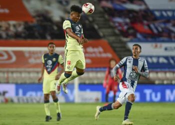 Aguilas del América derrotan 2-1 a Tuzos del Pachuca