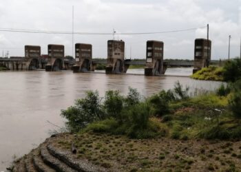Alerta por riesgo de desbordamiento del río Bravo en Reynosa